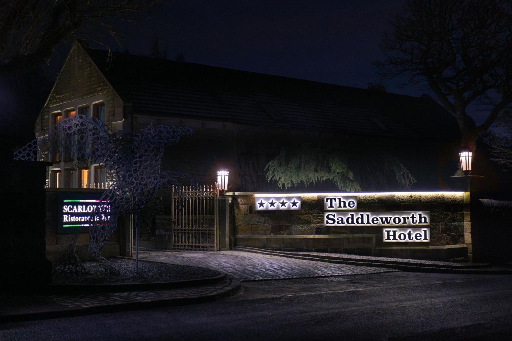 The Saddleworth Hotel Diggle Buitenkant foto