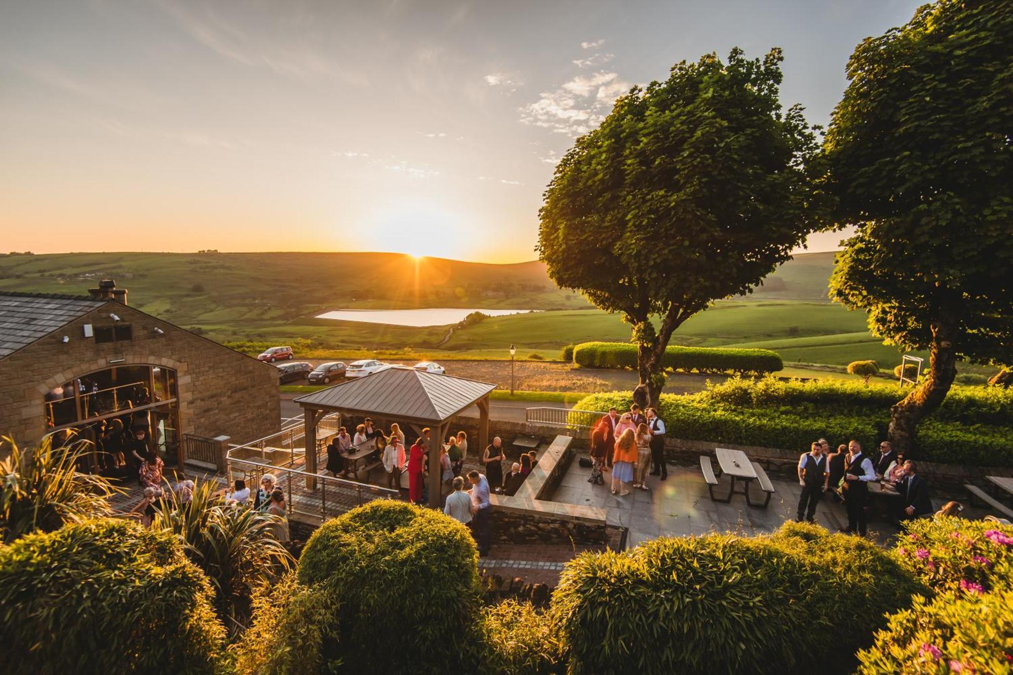 The Saddleworth Hotel Diggle Buitenkant foto